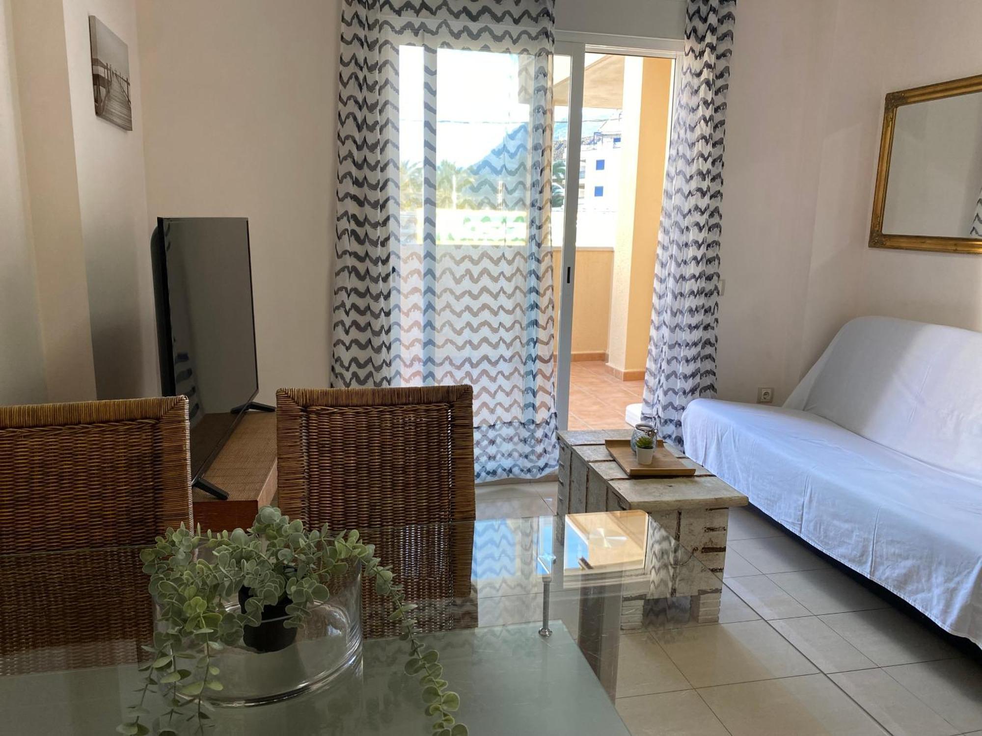 Apartamentos Carlton Vyb Денія Екстер'єр фото