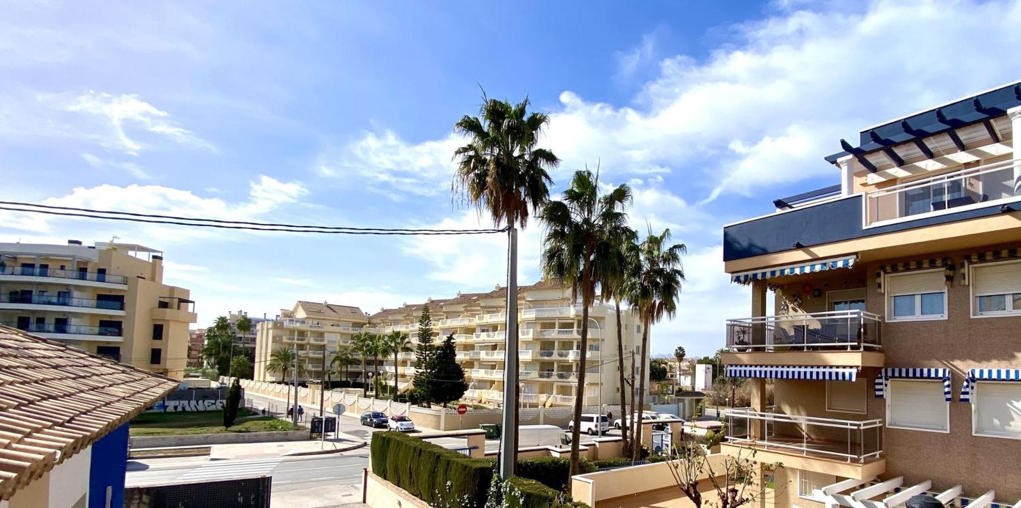 Apartamentos Carlton Vyb Денія Екстер'єр фото