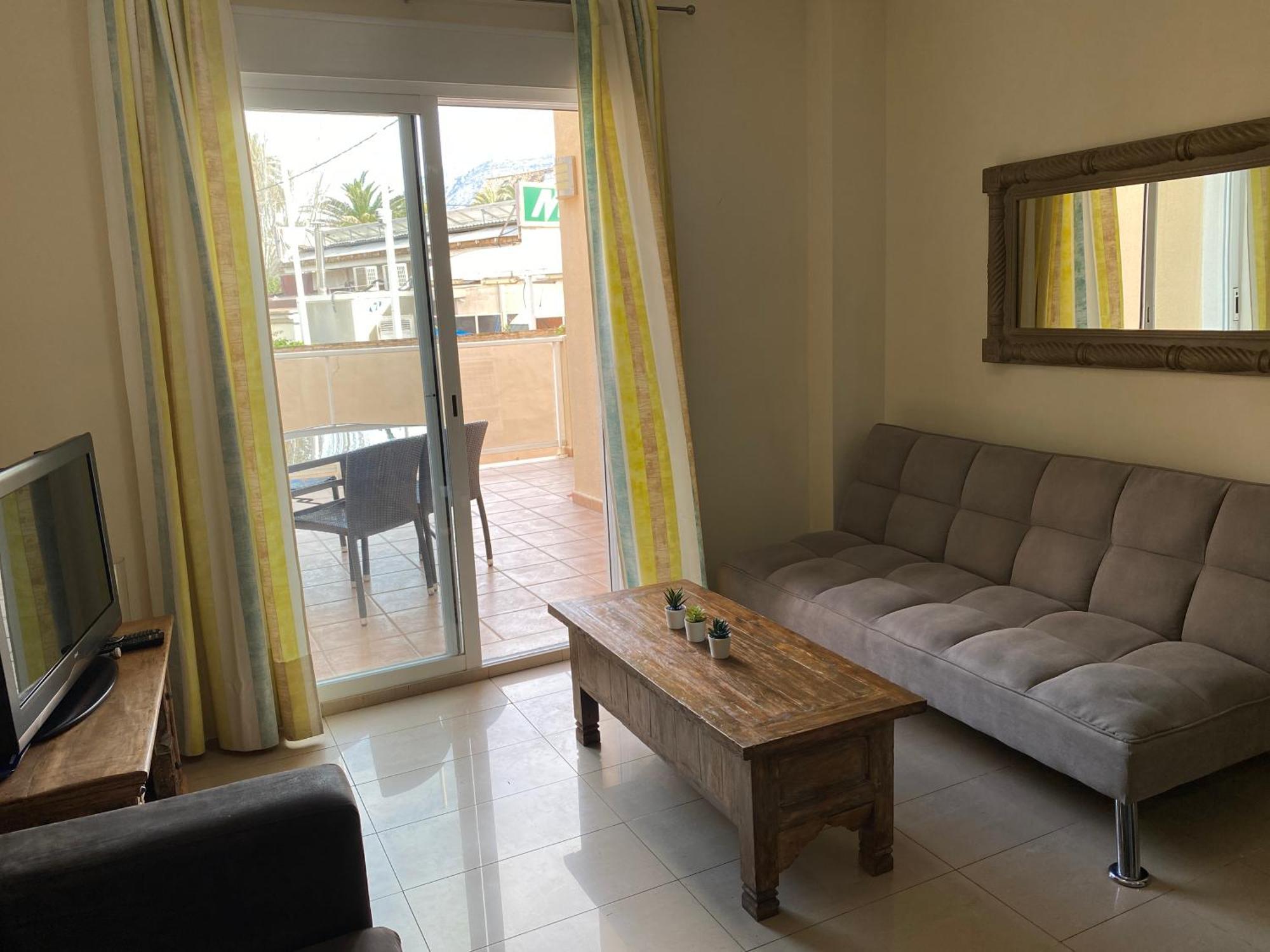 Apartamentos Carlton Vyb Денія Екстер'єр фото