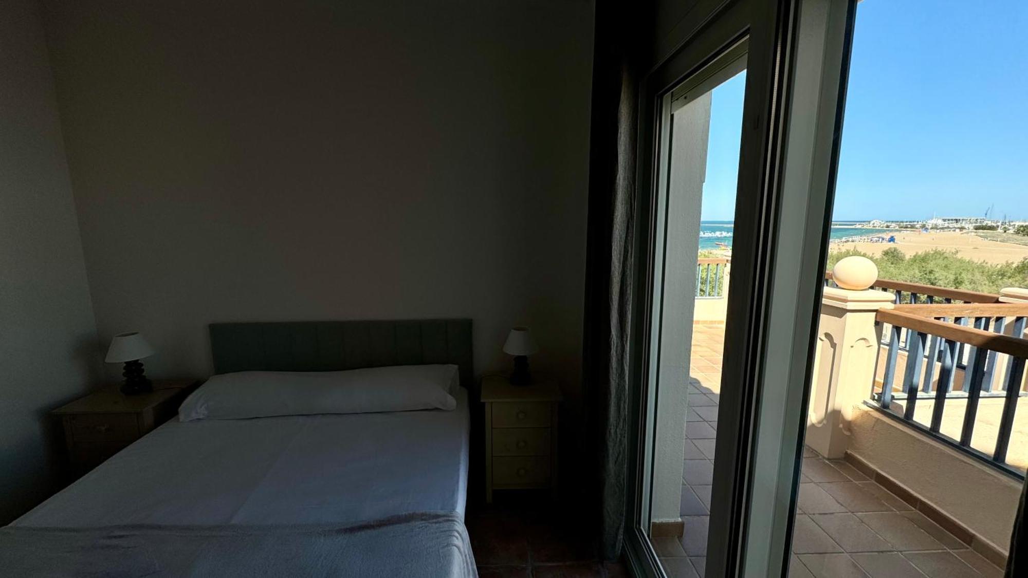 Apartamentos Carlton Vyb Денія Екстер'єр фото