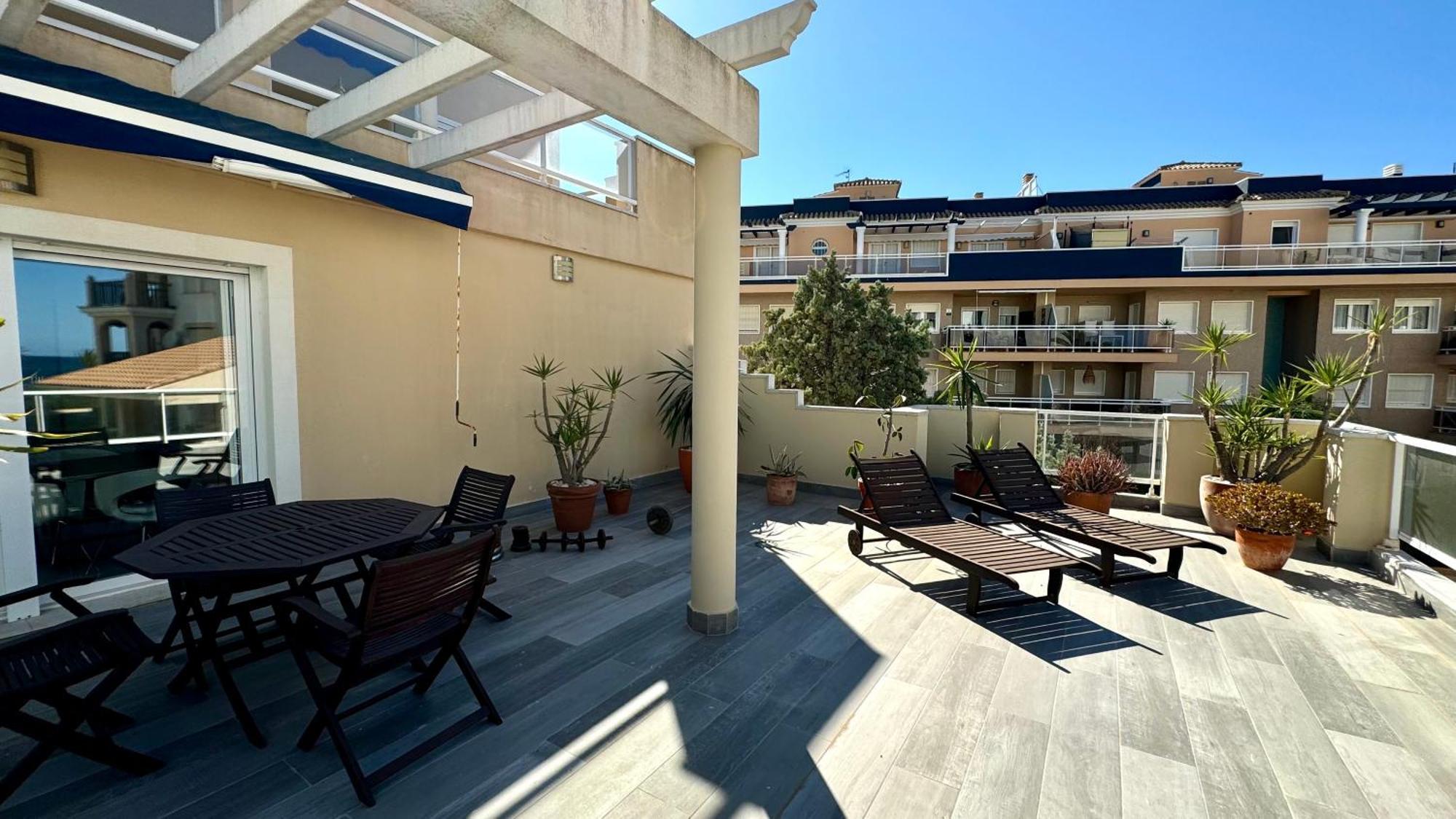 Apartamentos Carlton Vyb Денія Екстер'єр фото