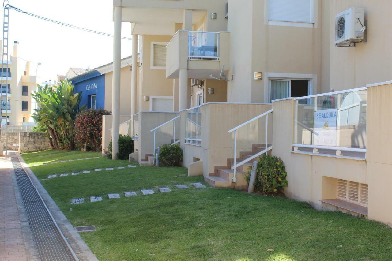 Apartamentos Carlton Vyb Денія Екстер'єр фото