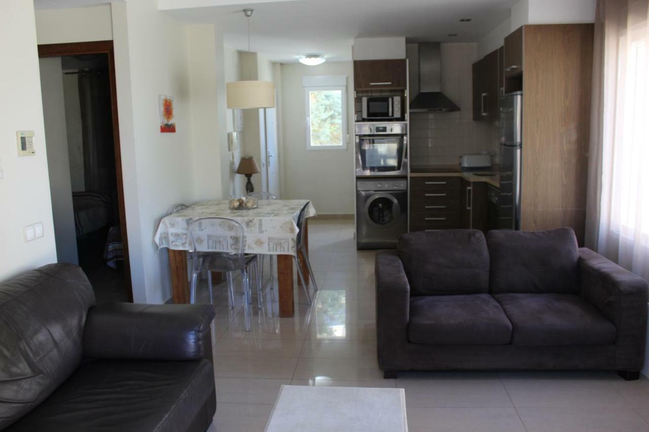 Apartamentos Carlton Vyb Денія Екстер'єр фото